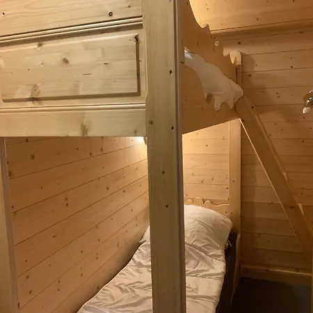 Résidence Les Hyvernelles - Situé à L'altiport Aux Pieds Mae-4981 * Méribel